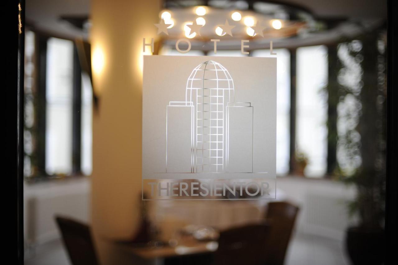Отель Theresientor